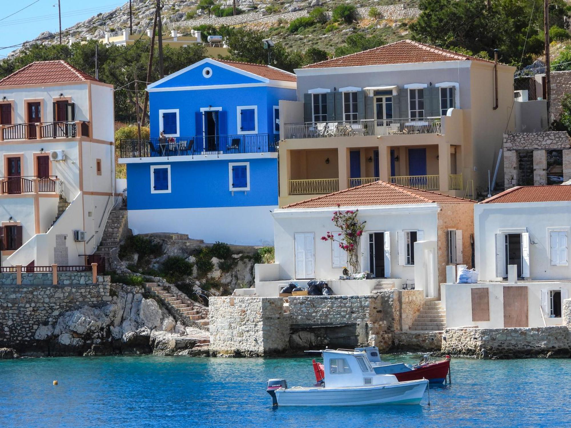 Porphyra Studio Chalki Town الغرفة الصورة